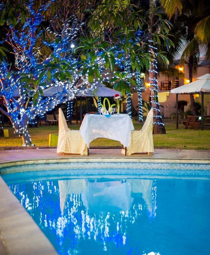 Manisa Hotel Flic en Flac Exterior foto